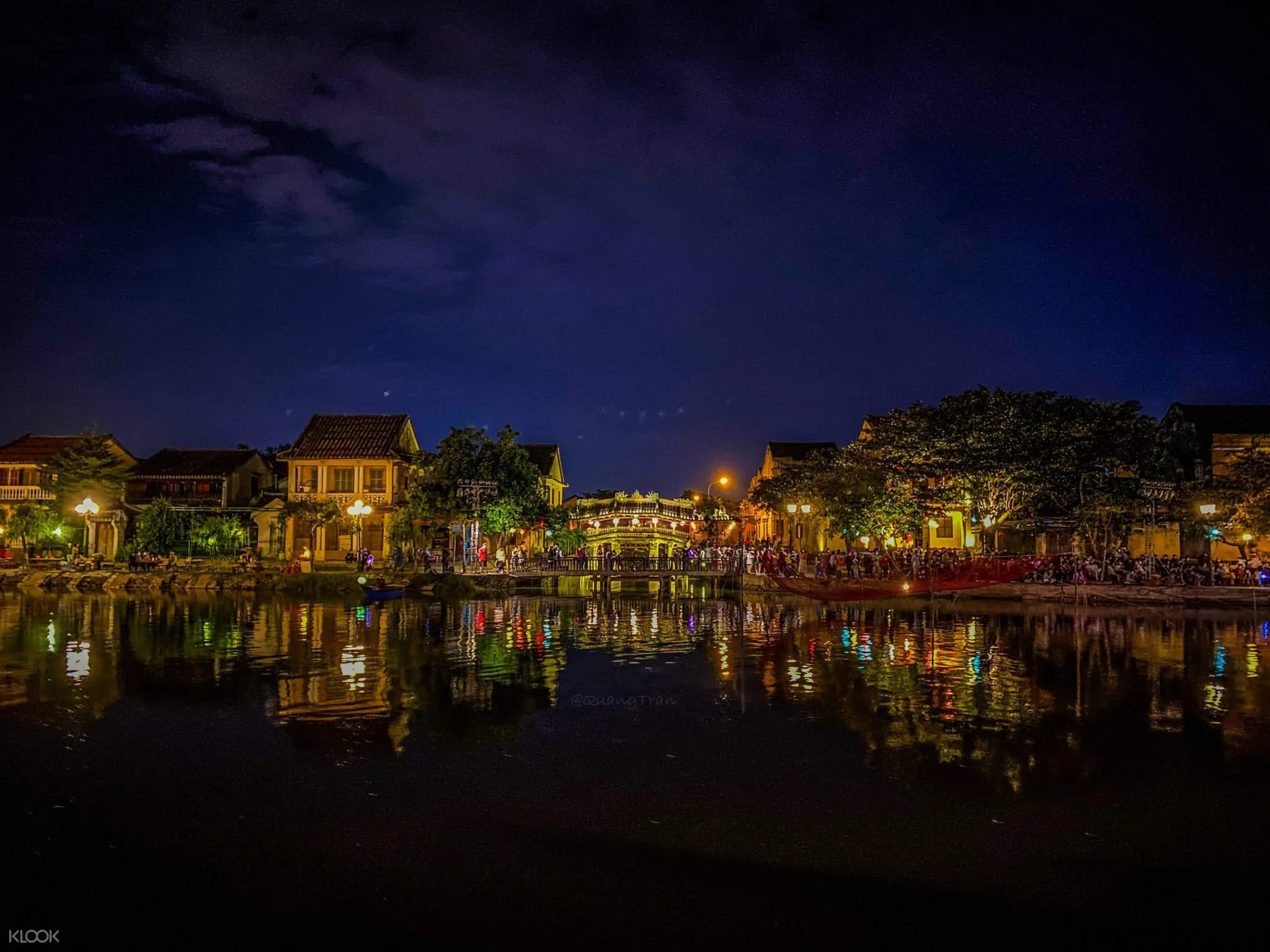 Vé đi thuyền và thả đèn lồng trên sông Hoài ở Hội An 1